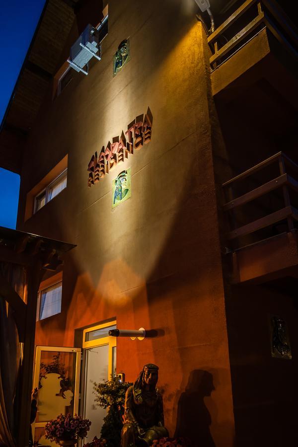 Cleopatra Residence Yaş Dış mekan fotoğraf